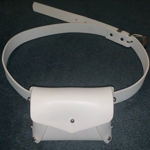 NWOT mini fanny pack belt